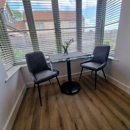 Blundens Kellingley Apartment Chichester Exterior photo