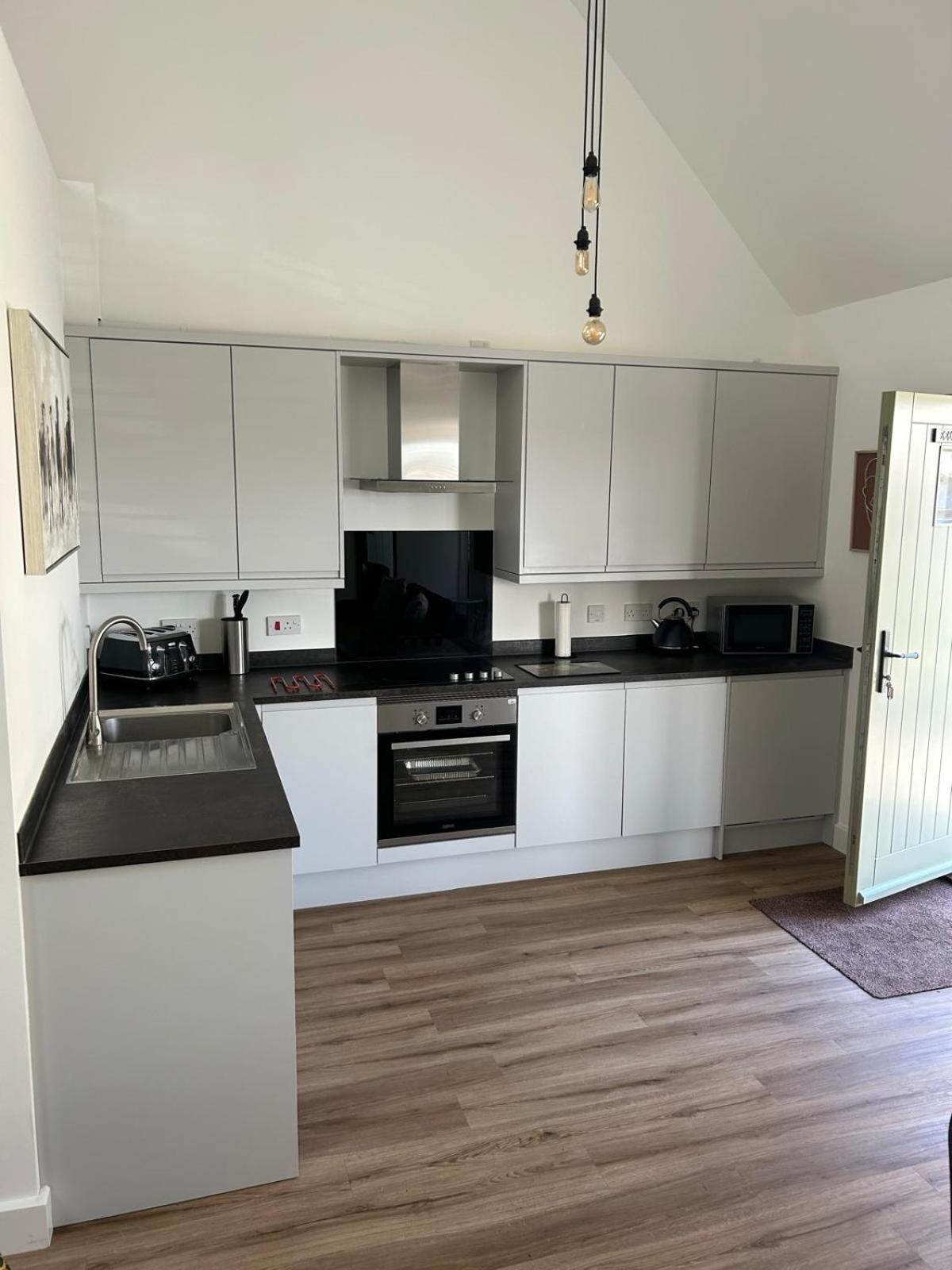 Blundens Kellingley Apartment Chichester Exterior photo